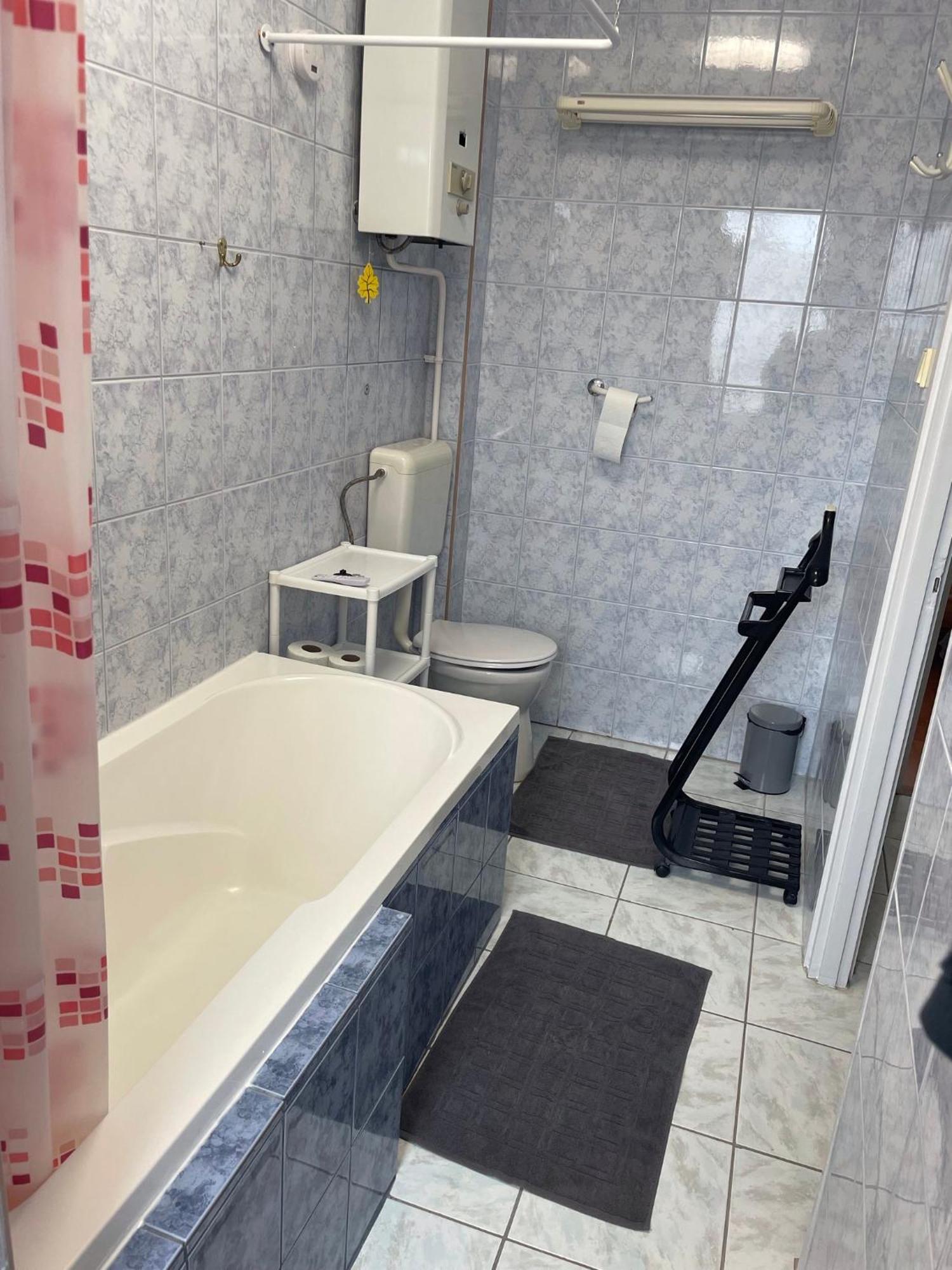 Var-Lak Apartman Balatonfůzfő Exteriör bild