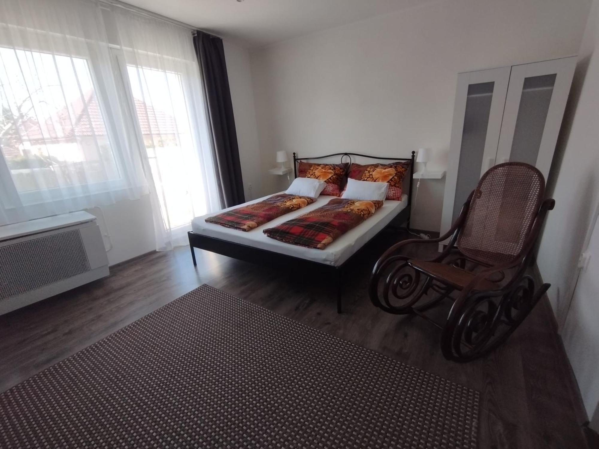 Var-Lak Apartman Balatonfůzfő Exteriör bild